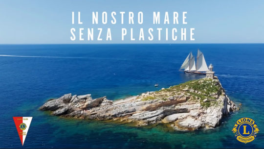 Il video della nuotata allo Scoglietto