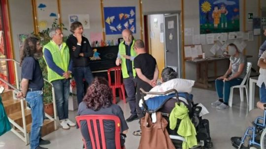 Donato un karaoke al Centro Diurno di Casa del Duca